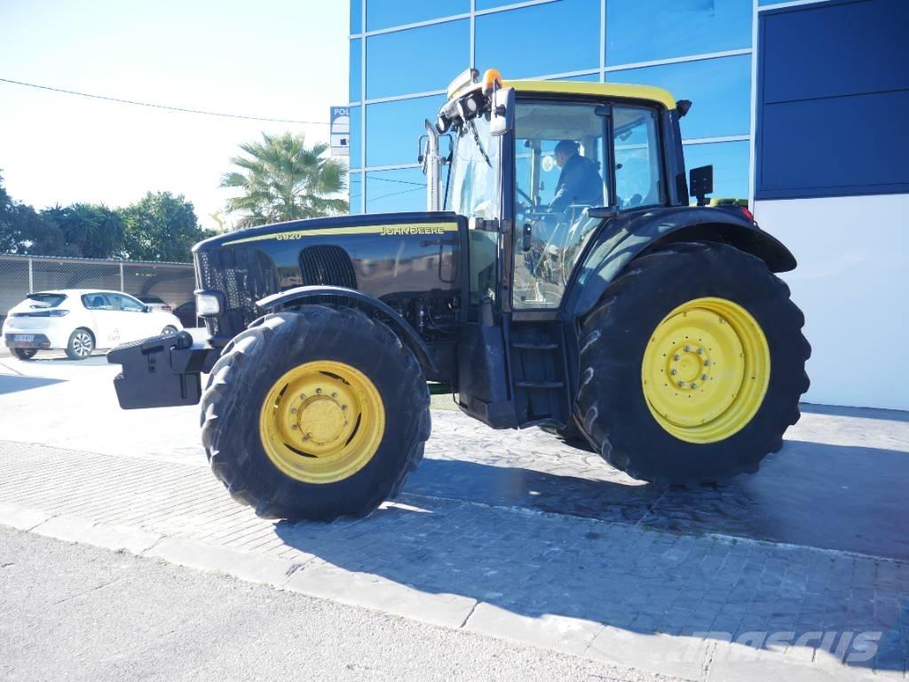 John Deere 6920 Traktory