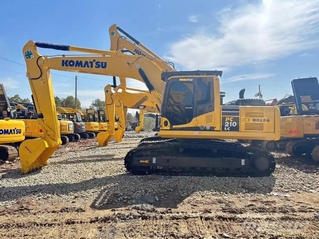Komatsu PC 210-8 Pásové rýpadlá