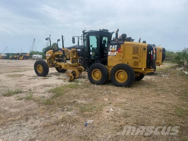 CAT 140 M 2 Grejdery