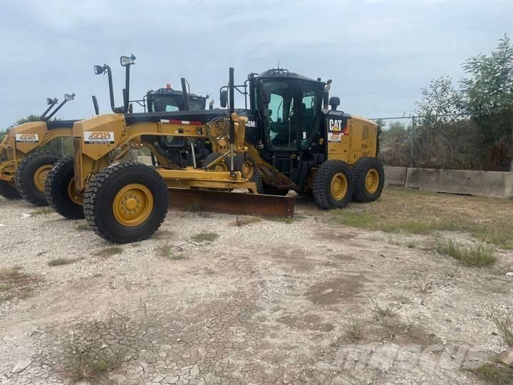 CAT 140 M 2 Grejdery