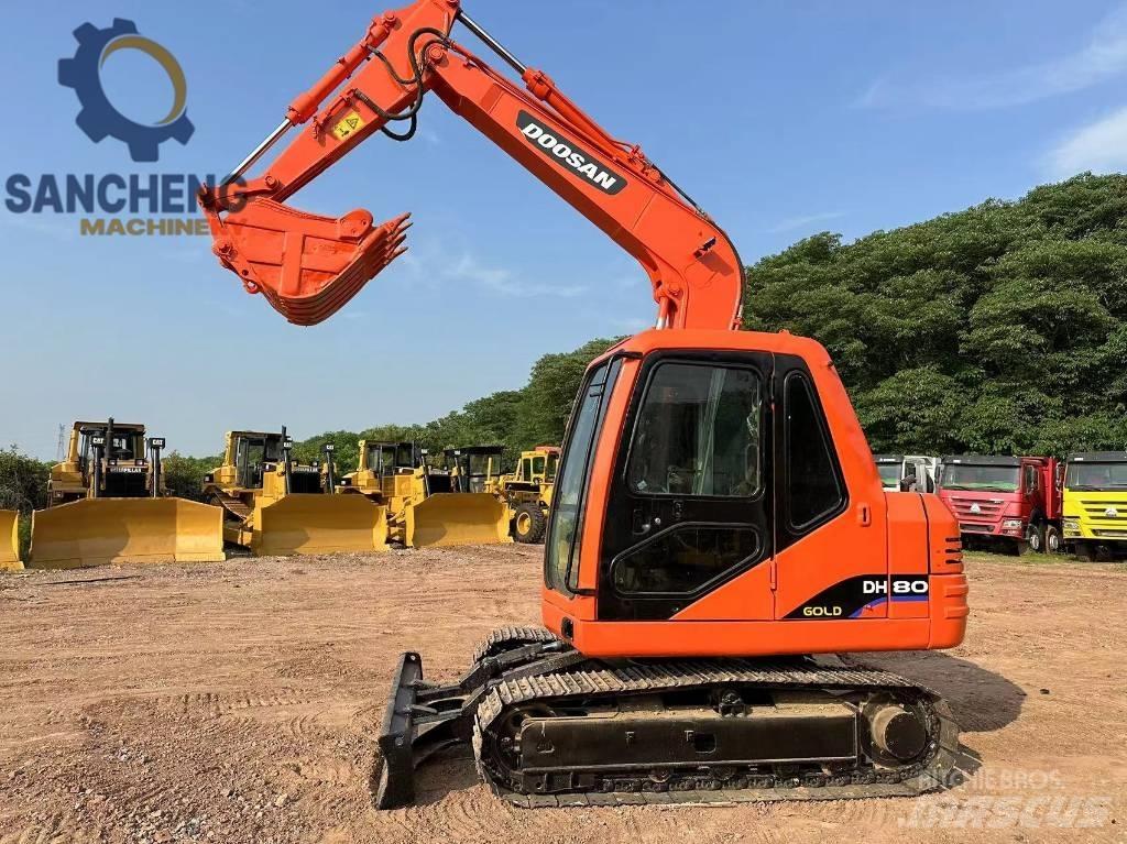 Doosan DH 80 Pásové rýpadlá