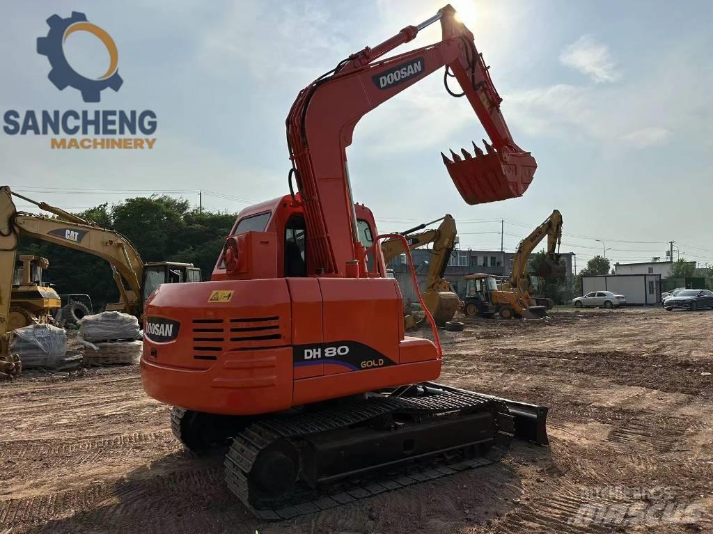 Doosan DH 80 Pásové rýpadlá