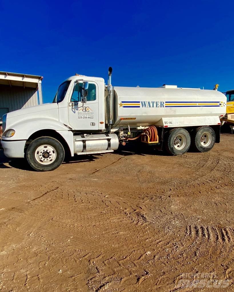 Freightliner CL120 Cisterny na vodu