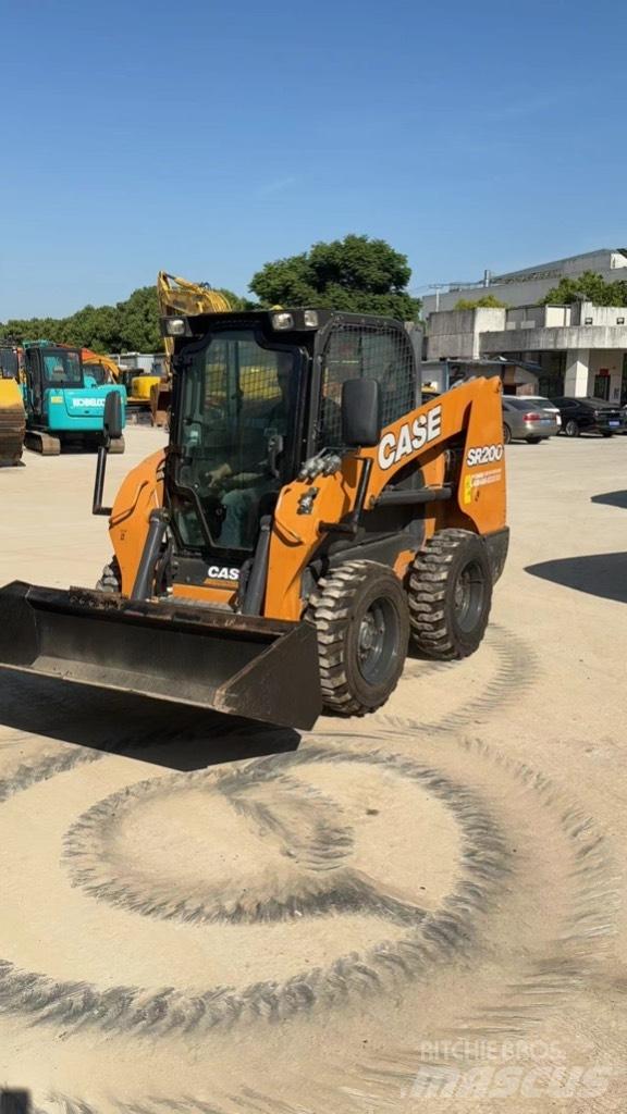 CASE SR 200 Šmykom riadené nakladače