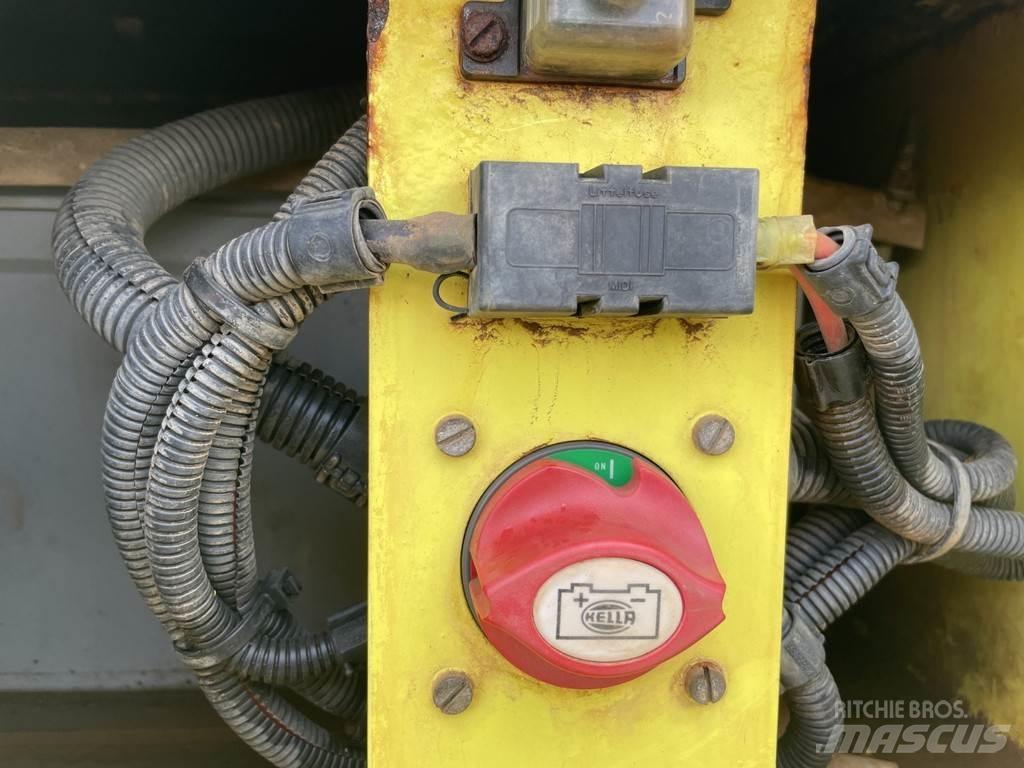 Ammann AP 240 Pneumatikové valce
