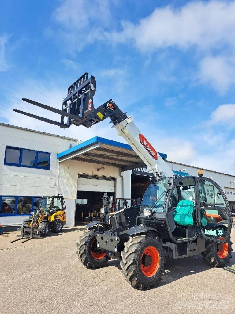 Bobcat T 35105 Teleskopické manipulátory