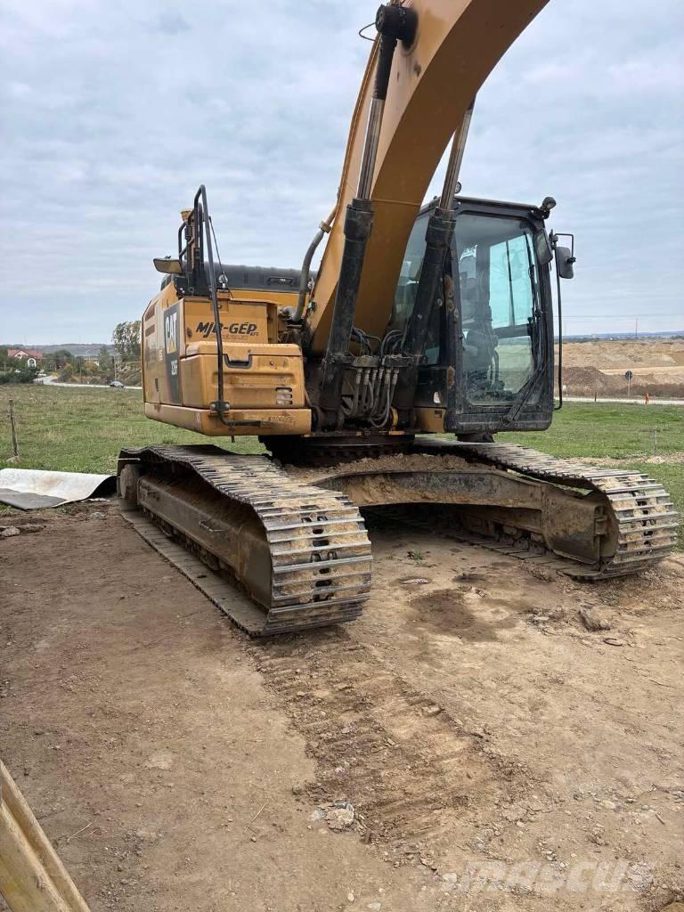 CAT 326 F Pásové rýpadlá