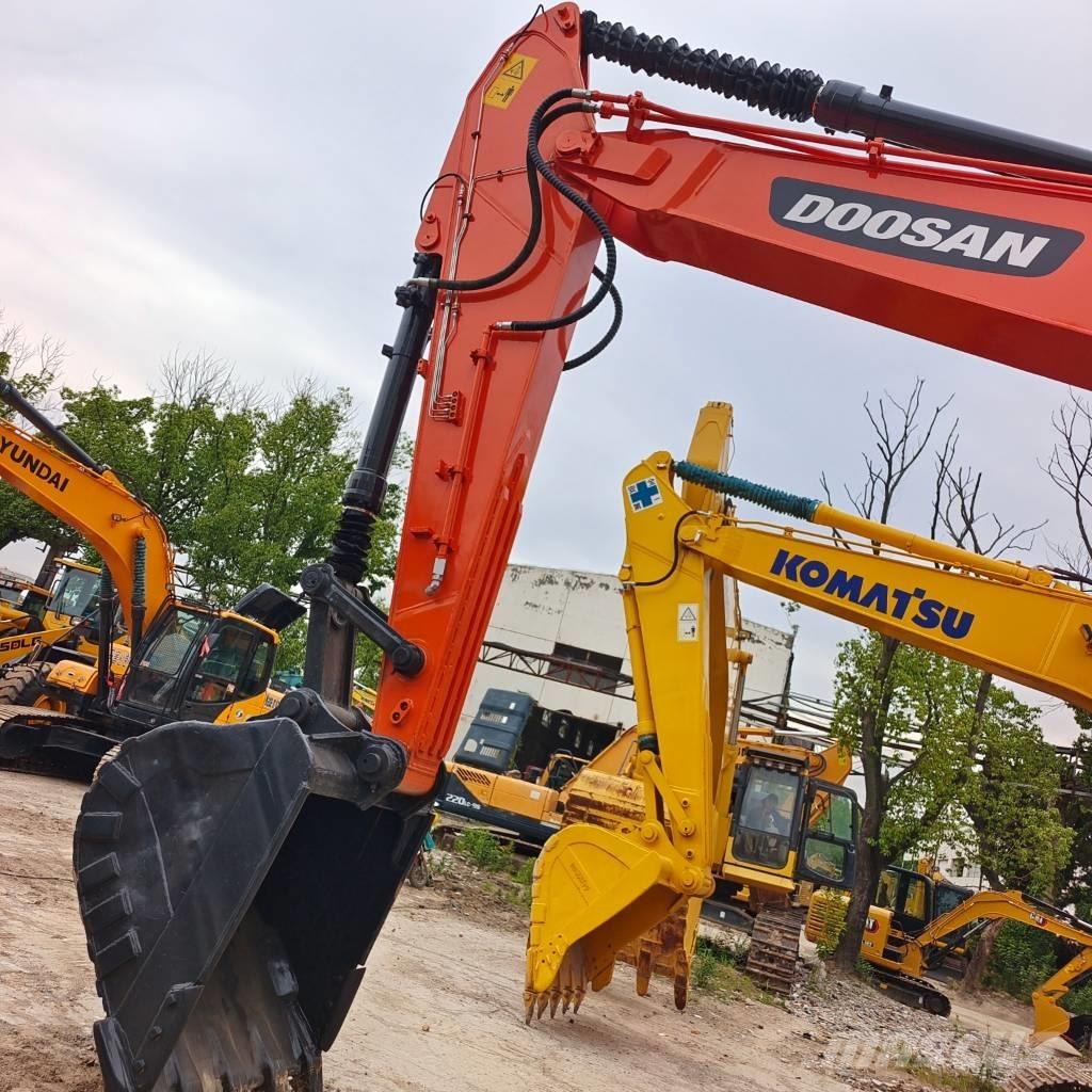 Doosan DX 225 LC Pásové rýpadlá