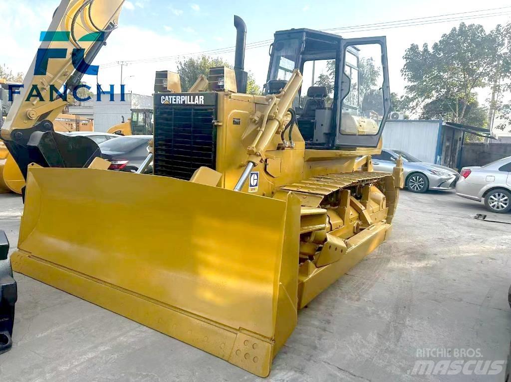 CAT D 7 G Pásové dozéry