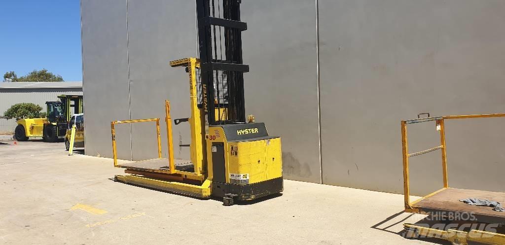 Hyster R30XMF2 Bočný vysokozdvižný vozík