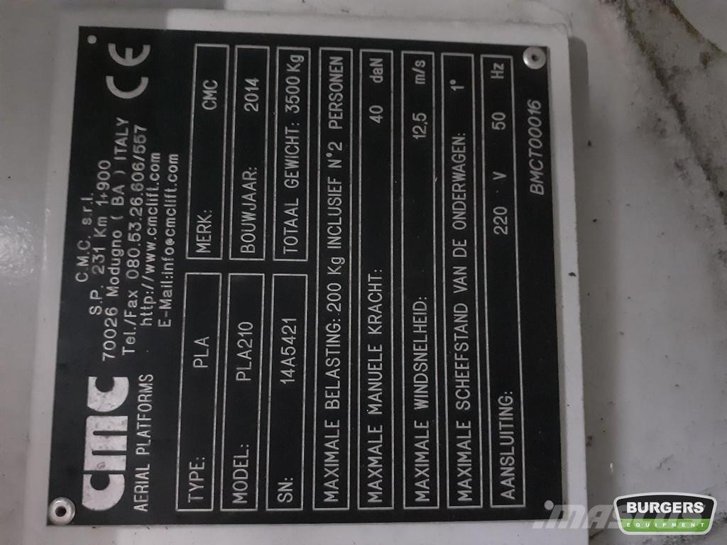 CMC PLA 210 Teleskopické plošiny