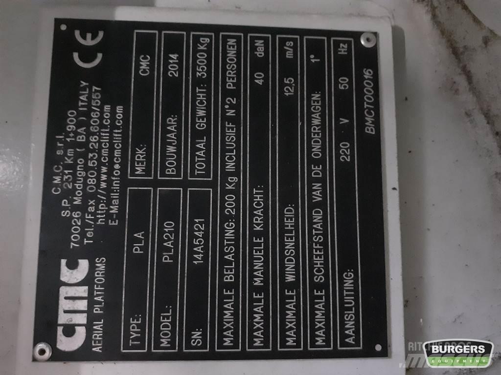 CMC PLA 210 Teleskopické plošiny