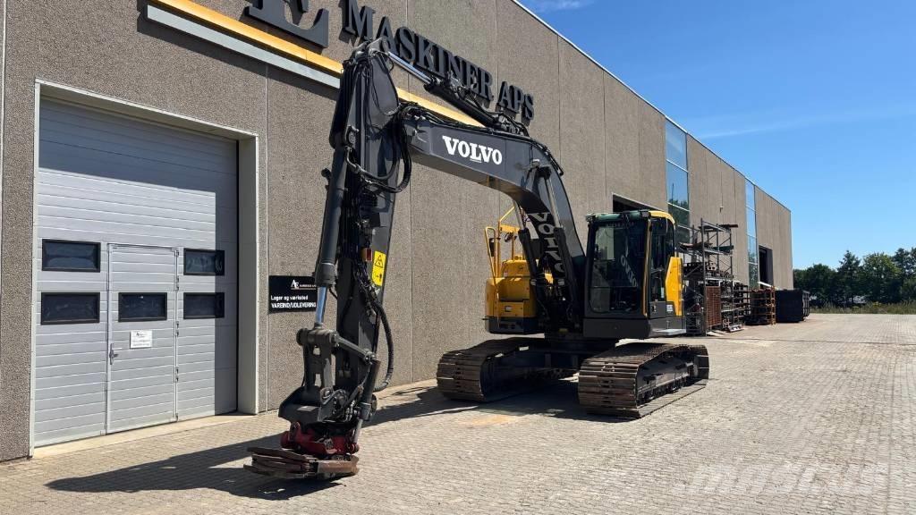 Volvo ECR 235 EL Pásové rýpadlá