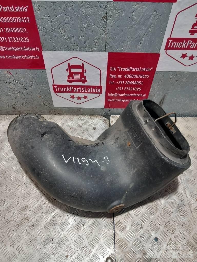 Volvo FH 12  1674332 Kabíny a interiér