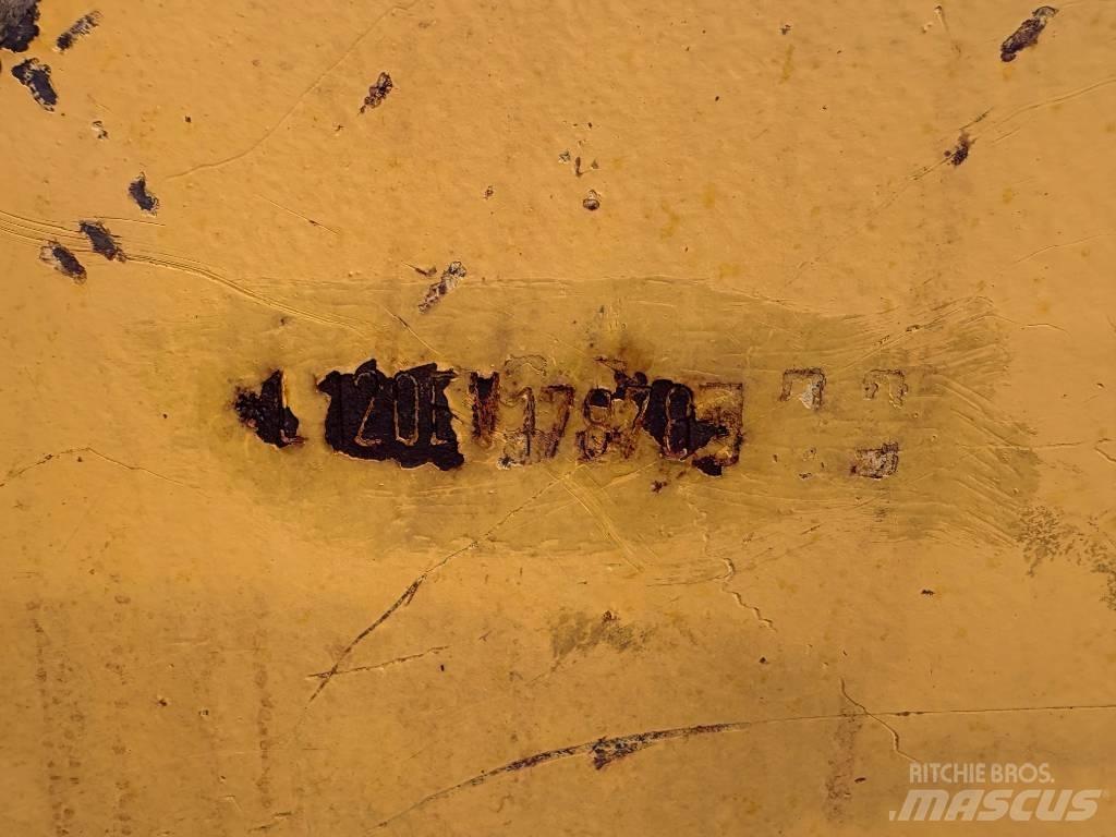 Volvo L 120 E Kolesové nakladače