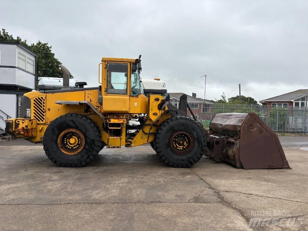 Volvo L 120 E Kolesové nakladače