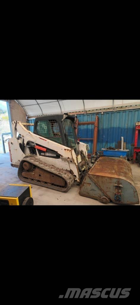 Bobcat T 590 Šmykom riadené nakladače