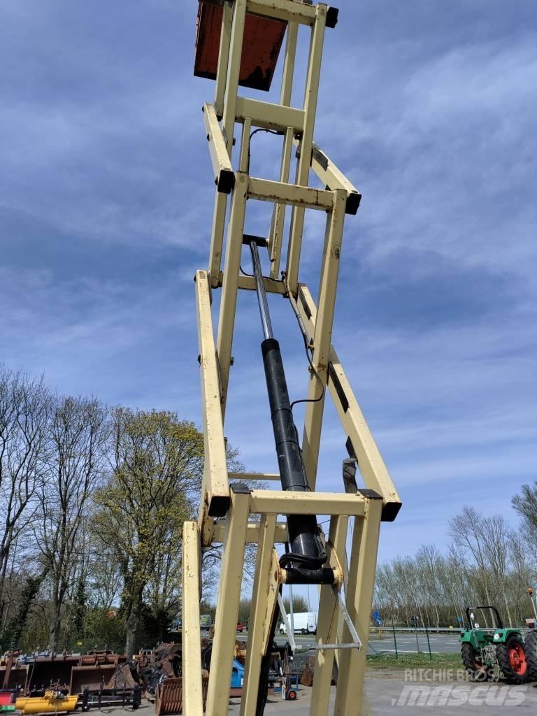 JLG 2646 E 3 Nožnicové zdvíhacie plošiny