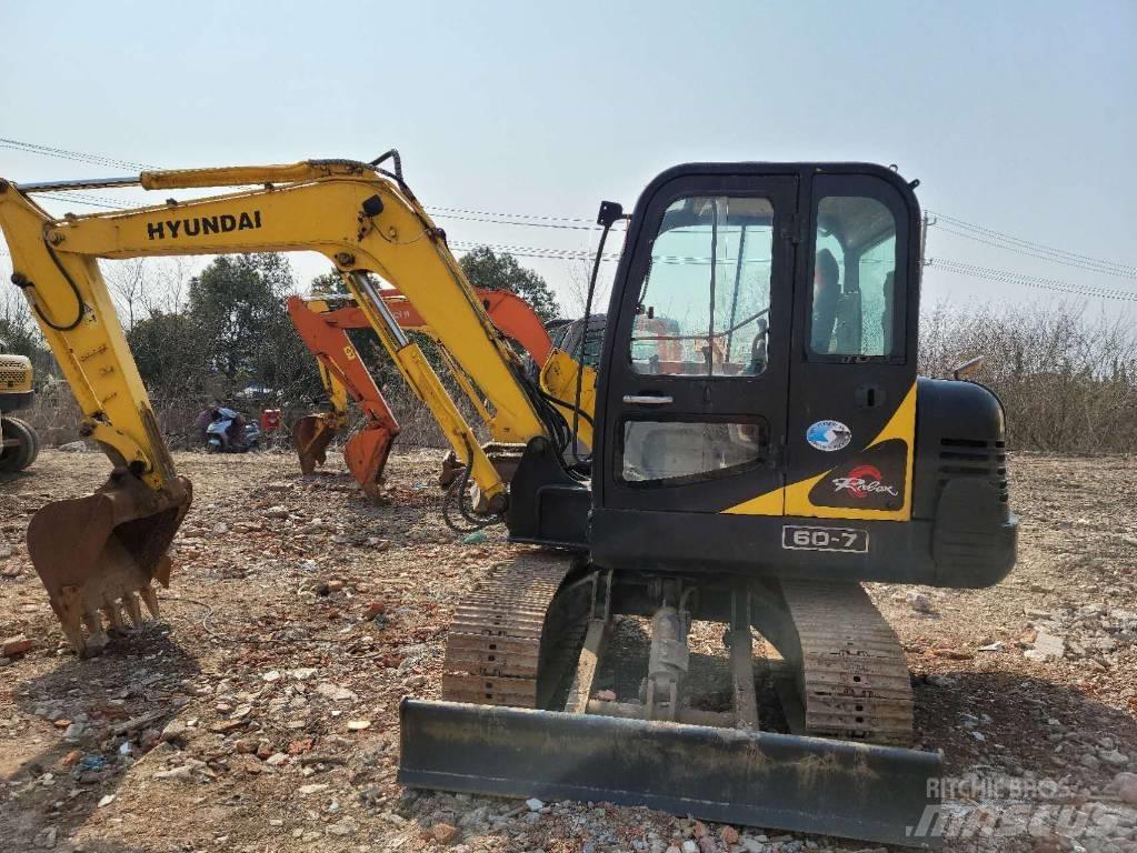 Hyundai R60-7 Mini rýpadlá < 7t