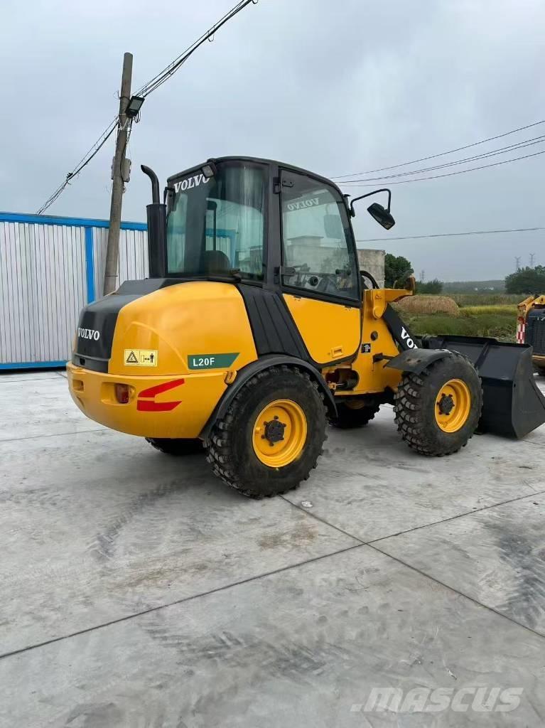 Volvo L 20 F Kolesové nakladače