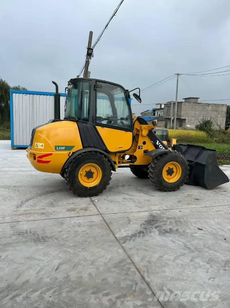 Volvo L 20 F Kolesové nakladače