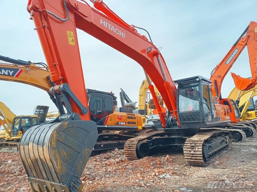 Hitachi ZX 350 Pásové rýpadlá