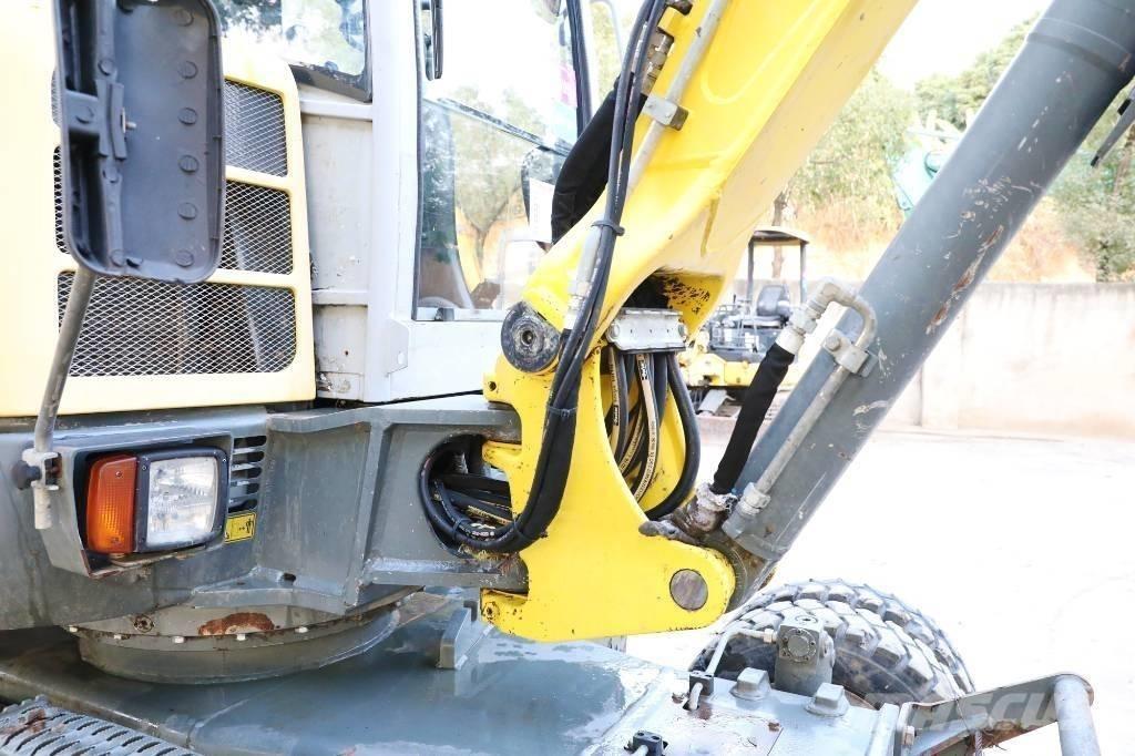 Wacker Neuson 6503 Kolesové rýpadlá