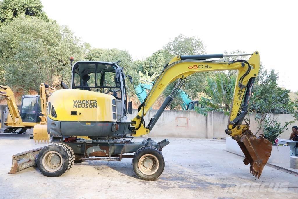 Wacker Neuson 6503 Kolesové rýpadlá