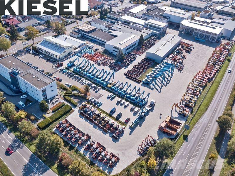 Liebherr R 922 SLC Pásové rýpadlá