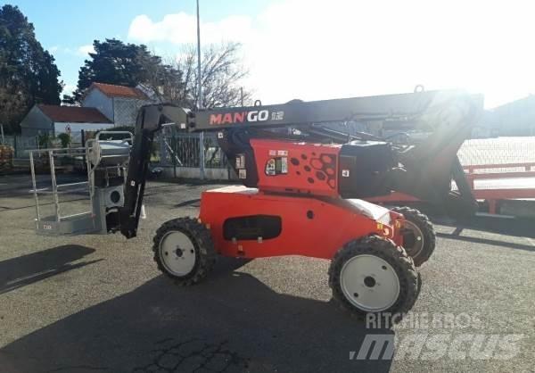 Manitou MANGO 12 Kĺbové plošiny