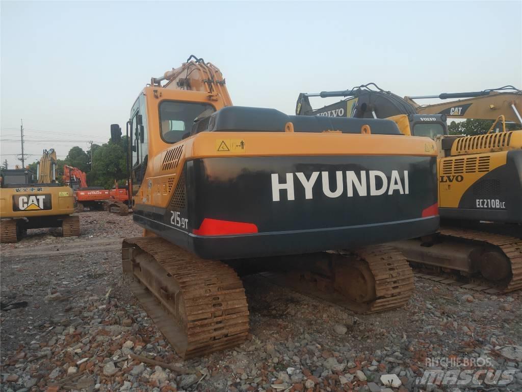 Hyundai R215-9 Pásové rýpadlá