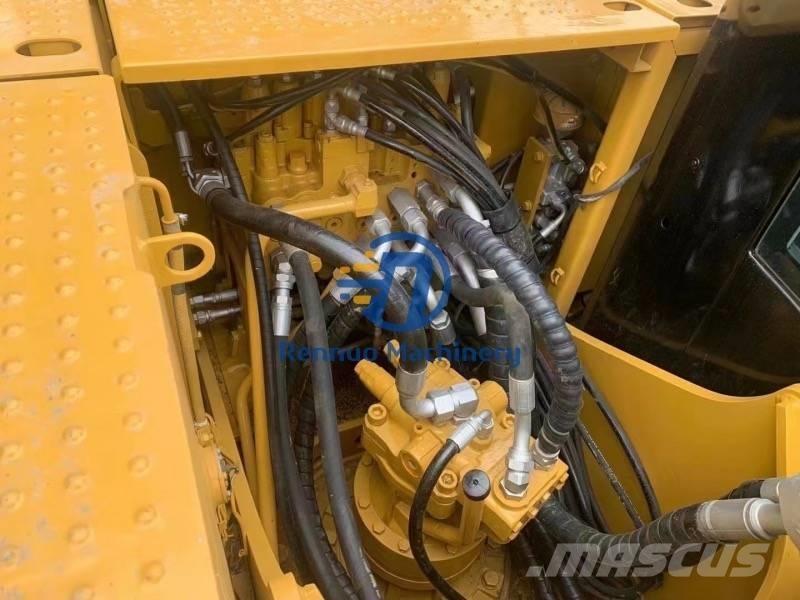 CAT 318DL Pásové rýpadlá