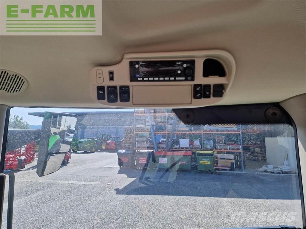 John Deere 6R 120 Traktory