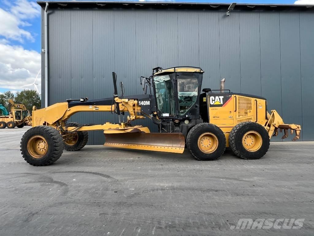 CAT 140M Grejdery