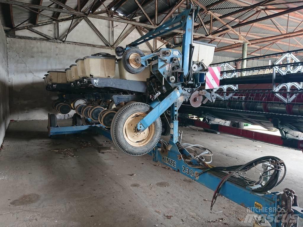 Kinze 2300 Presné sejačky