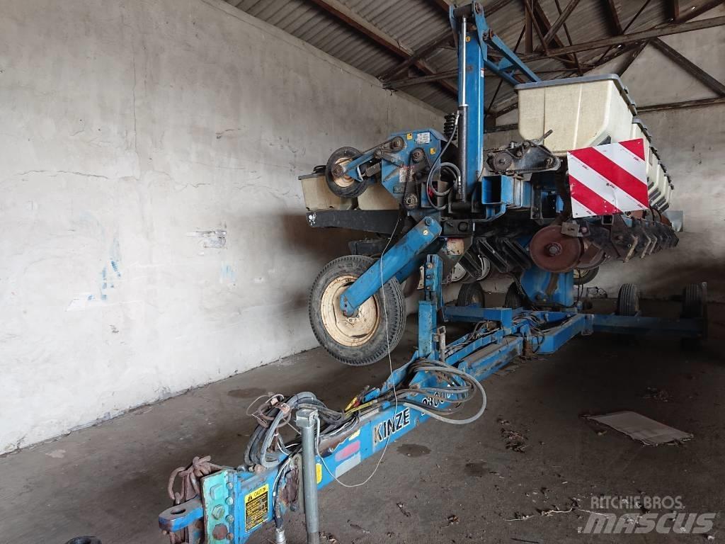 Kinze 2300 Presné sejačky