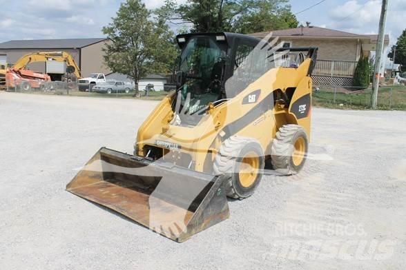 CAT 272C Šmykom riadené nakladače