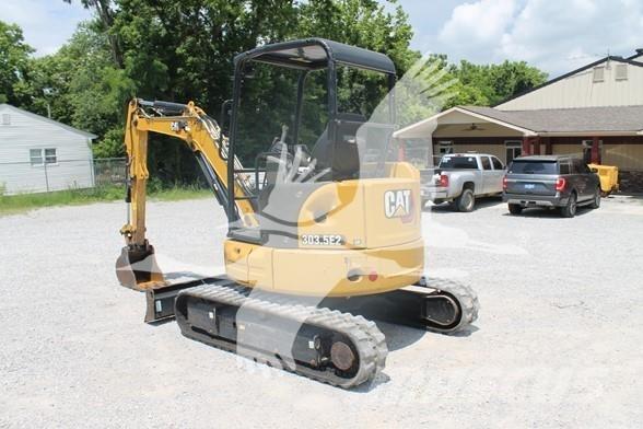 CAT 303.5E2 CR Mini rýpadlá < 7t