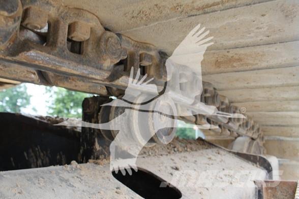 CAT 322BL Pásové rýpadlá
