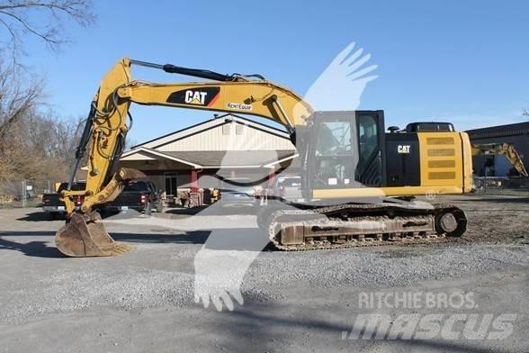 CAT 323FL Pásové rýpadlá