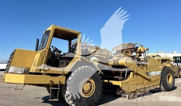 CAT 615C II Skrejpre