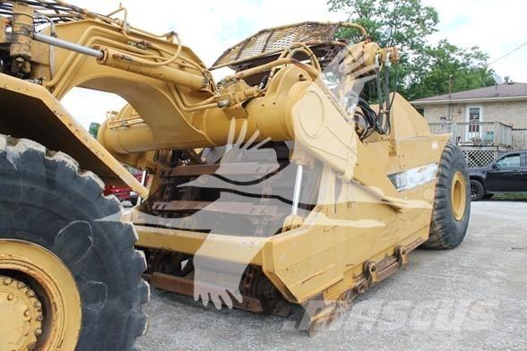 CAT 615C II Skrejpre