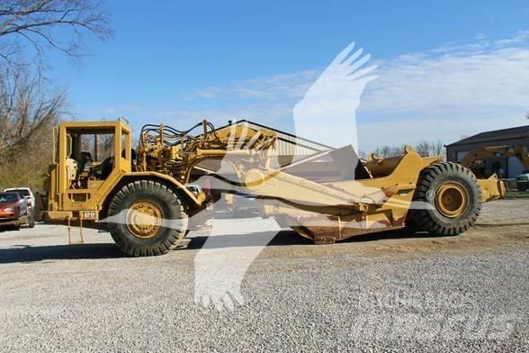 CAT 621F Skrejpre