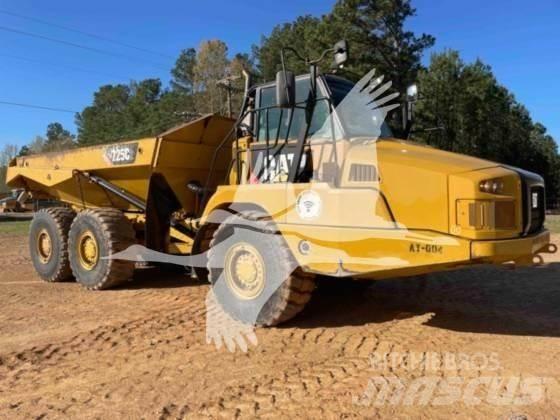 CAT 725C2 Kĺbové nákladné autá