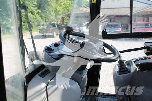CAT 914M Kolesové nakladače
