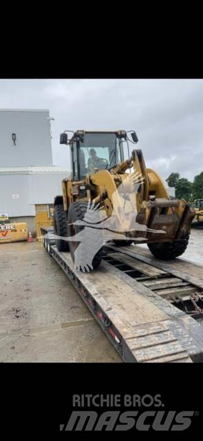 CAT 928G Kolesové nakladače