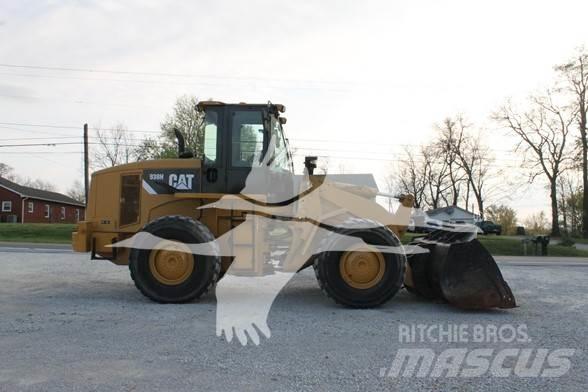 CAT 938H Kolesové nakladače