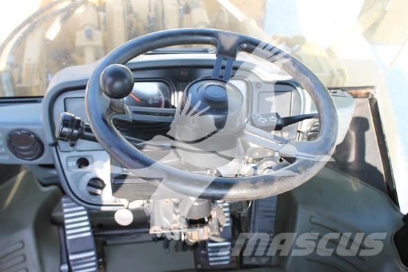 CAT 966H Kolesové nakladače