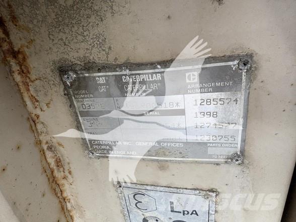 CAT D350E Kĺbové nákladné autá