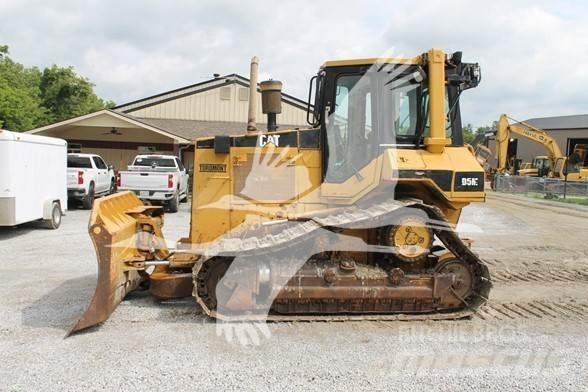 CAT D5M XL Pásové dozéry